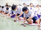 พิธีแสดงตนเป็นพุทธมามกะและการบริหารจิตเจริญปัญญา ระดับชั้นปร ... Image 57