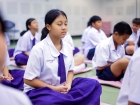พิธีแสดงตนเป็นพุทธมามกะและการบริหารจิตเจริญปัญญา ระดับชั้นปร ... Image 100