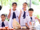 กิจกรรมทำบุญตักบาตรข้าวสารอาหารแห้ง ครั้งที่ 3 ภาคต้น ปีการศ ... Image 46