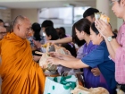 กิจกรรมทำบุญตักบาตรข้าวสารอาหารแห้ง ครั้งที่ 3 ภาคต้น ปีการศ ... Image 98