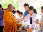 กิจกรรมทำบุญตักบาตรข้าวสารอาหารแห้ง ครั้งที่ 3 ภาคต้น ปีการศ ... Image 155