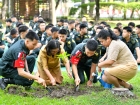 นักศึกษาวิชาทหารปลูกต้นไม้ เพื่อถวายเป็นพระราชกุศล Image 7
