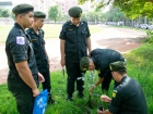 นักศึกษาวิชาทหารปลูกต้นไม้ เพื่อถวายเป็นพระราชกุศล Image 73