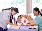 พิธีมอบประกาศนียบัตรแก่ครอบครัวเจ้าภาพ โครงการแลกเปลี่ยนฯ Ko ... Image 14