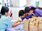 พิธีมอบประกาศนียบัตรแก่ครอบครัวเจ้าภาพ โครงการแลกเปลี่ยนฯ Ko ... Image 18