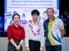 พิธีมอบประกาศนียบัตรแก่ครอบครัวเจ้าภาพ โครงการแลกเปลี่ยนฯ Ko ... Image 116