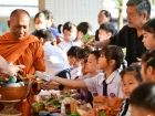 พิธีวันคล้ายวันพระบรมราชสมภพ ของพระบาทสมเด็จพระบรมชนกาธิเบศร ... Image 69
