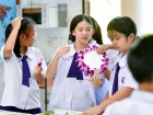 บรรยากาศการทำพานไหว้ครู ปีการศึกษา 2569 Image 47