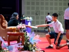 พิธีมอบประกาศนียบัตรแก่ผู้สำเร็จการศึกษาตามหลักสูตรการศึกษาภ ... Image 92