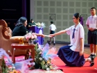 พิธีมอบประกาศนียบัตรแก่ผู้สำเร็จการศึกษาตามหลักสูตรการศึกษาภ ... Image 100