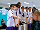 พิธีหล่อเทียนพรรษา เนื่องในวันอาสาฬหบูชาและวันเข้าพรรษา ประจ ... Image 39