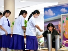 พิธีหล่อเทียนพรรษา เนื่องในวันอาสาฬหบูชาและวันเข้าพรรษา ประจ ... Image 47