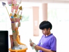 พิธีหล่อเทียนพรรษา เนื่องในวันอาสาฬหบูชาและวันเข้าพรรษา ประจ ... Image 88