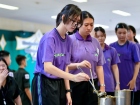 พิธีหล่อเทียนพรรษา เนื่องในวันอาสาฬหบูชาและวันเข้าพรรษา ประจ ... Image 101