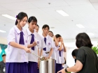 พิธีหล่อเทียนพรรษา เนื่องในวันอาสาฬหบูชาและวันเข้าพรรษา ประจ ... Image 160