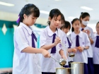 พิธีหล่อเทียนพรรษา เนื่องในวันอาสาฬหบูชาและวันเข้าพรรษา ประจ ... Image 241