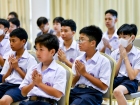 พิธีถวายเทียนพรรษา เนื่องในวันอาสาฬหบูชาและวันเข้าพรรษา ประจ ... Image 13