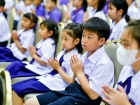 พิธีถวายเทียนพรรษา เนื่องในวันอาสาฬหบูชาและวันเข้าพรรษา ประจ ... Image 16
