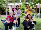 การมอบเหรียญรางวัล และเก็บตกขอบสนาม โครงการกีฬาสีสัมพันธ์ คร ... Image 151