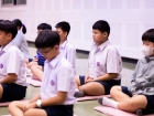 พิธีแสดงตนเป็นพุทธมามกะ ระดับชั้น ป.6 ปีการศึกษา 2569 Image 302