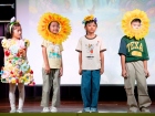 การนำเสนอกิจกรรมหนอนไหม ของนักเรียนระดับชั้นป.3 ปีการศึกษา 2 ... Image 135