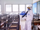 ดำเนินการพ่นน้ำยาฆ่าเชื้อและทำความสะอาดบริเวณรอบโรงเรียน Image 14