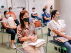 พิธีปฐมนิเทศผู้ปกครองนักเรียนใหม่ชั้นประถมศึกษาปีที่ 1 ปีการ ... Image 45