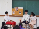 การแสดงละครพูด เรื่อง เห็นแก่ลูก ของนักเรียนขั้นมัธยมศึกษาปี ... Image 78